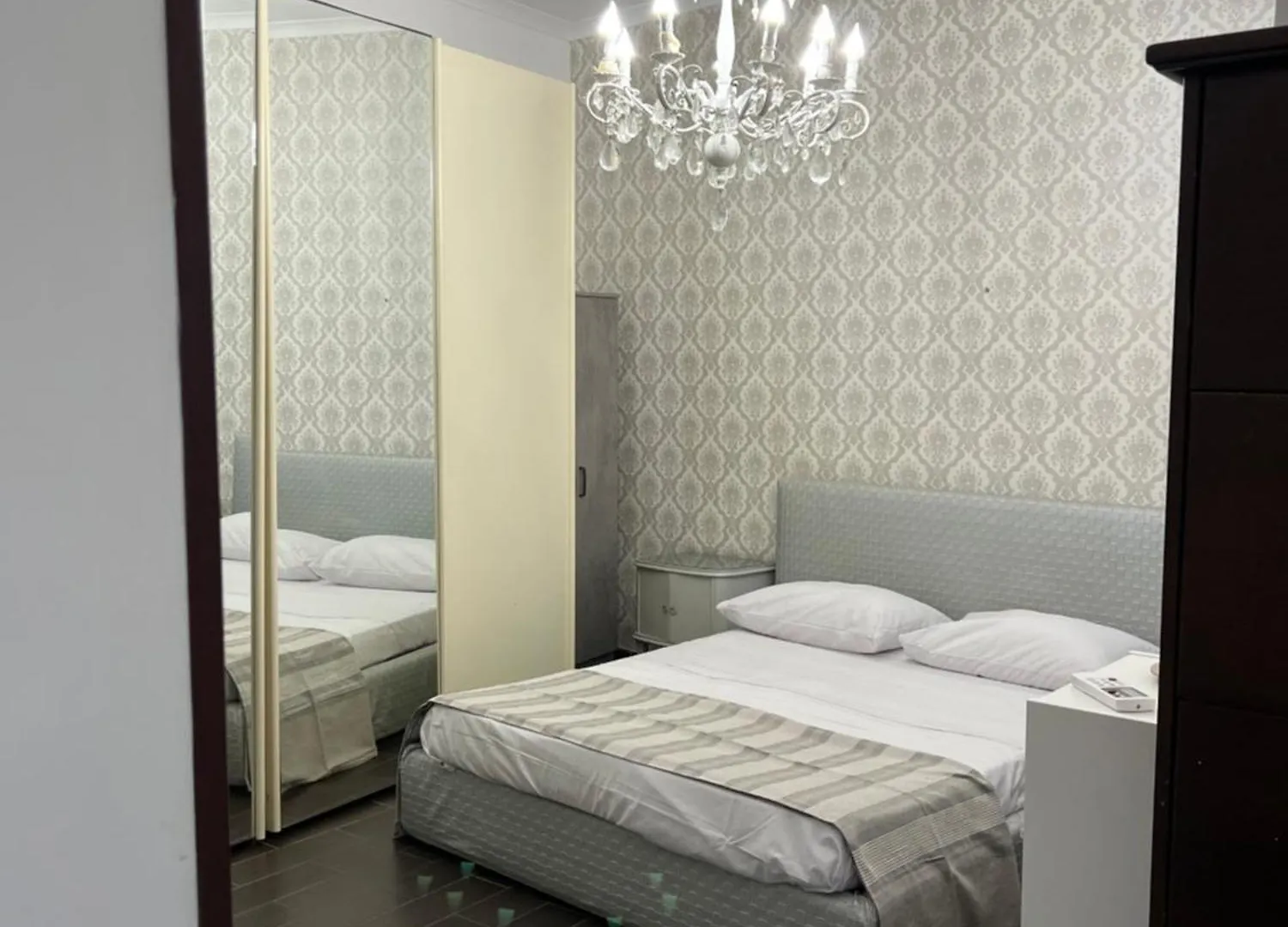 Toledo Apartment Naples