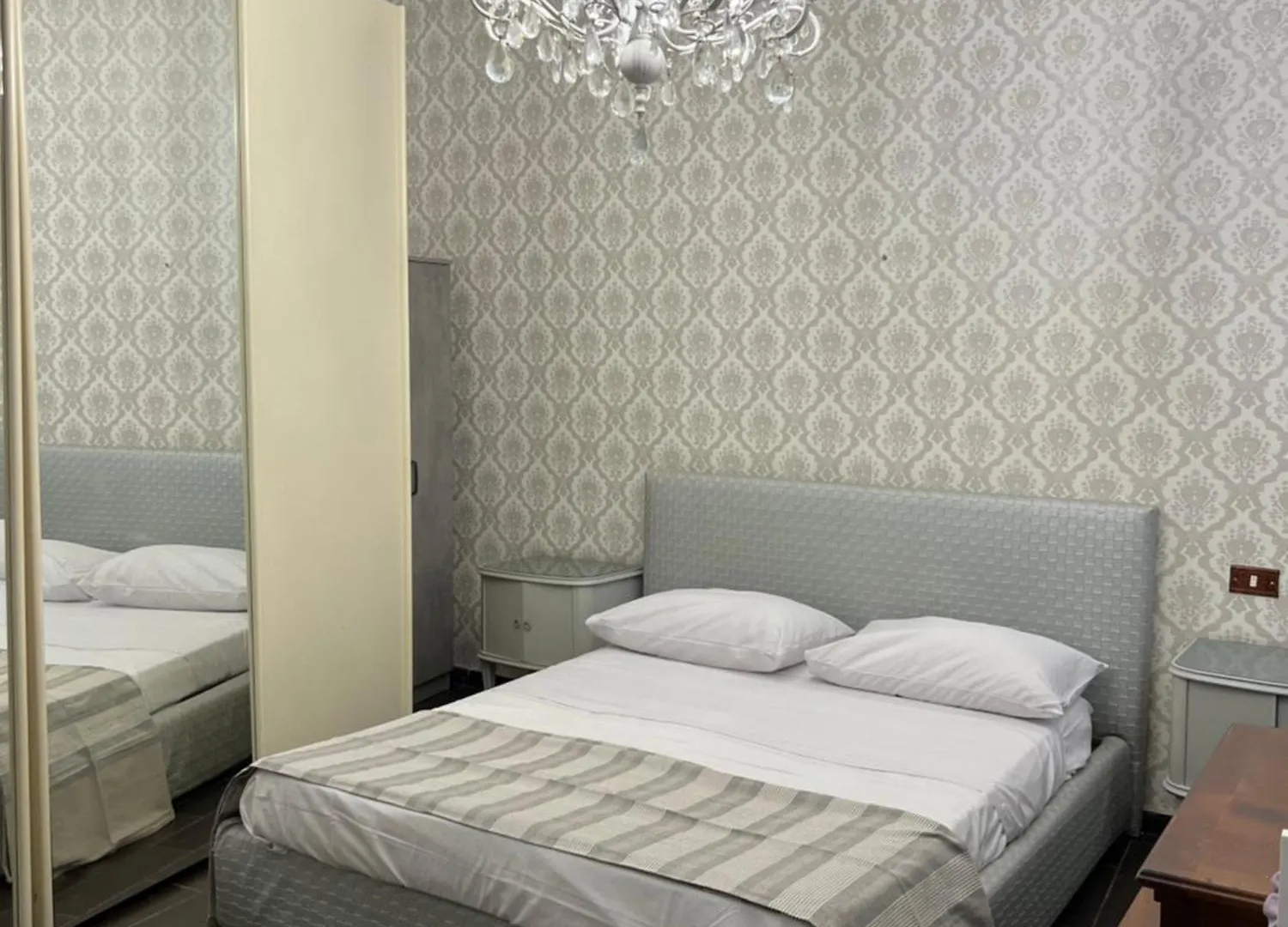 Toledo Apartment Naples